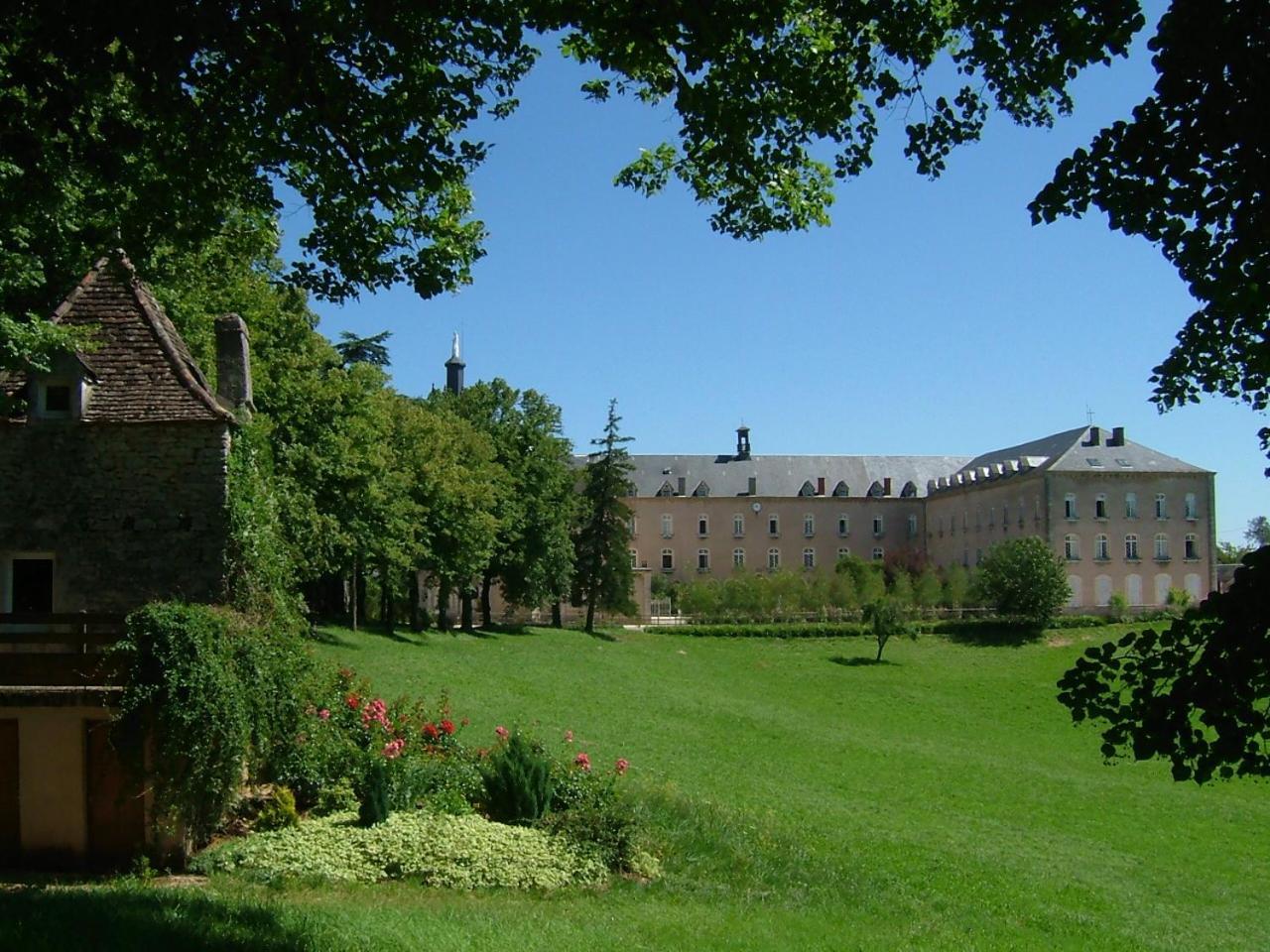 Hotel Le Grand Couvent De Gramat Exterior foto